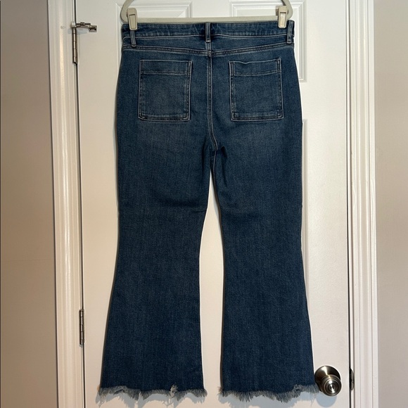 Altar'd State Cropped Bootcut Distressed Hem Jean Women's Size 12 / 31 - Picture 4 of 6